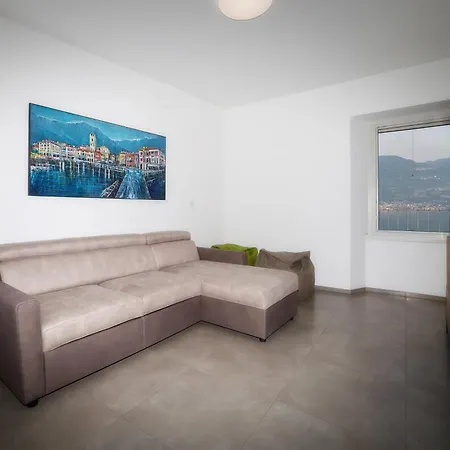 Lakefront Residenza Il Gallo In Riva Al * Pisogne