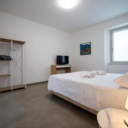 Holiday home Lakefront Residenza Il Gallo In Riva Al Pisogne